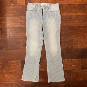 Just black denim pin stripe crop jeans new size 26